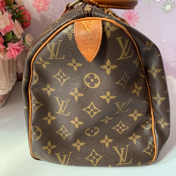LOUIS VUITTON Speedy 30 Handbag - Picture 4 of 12